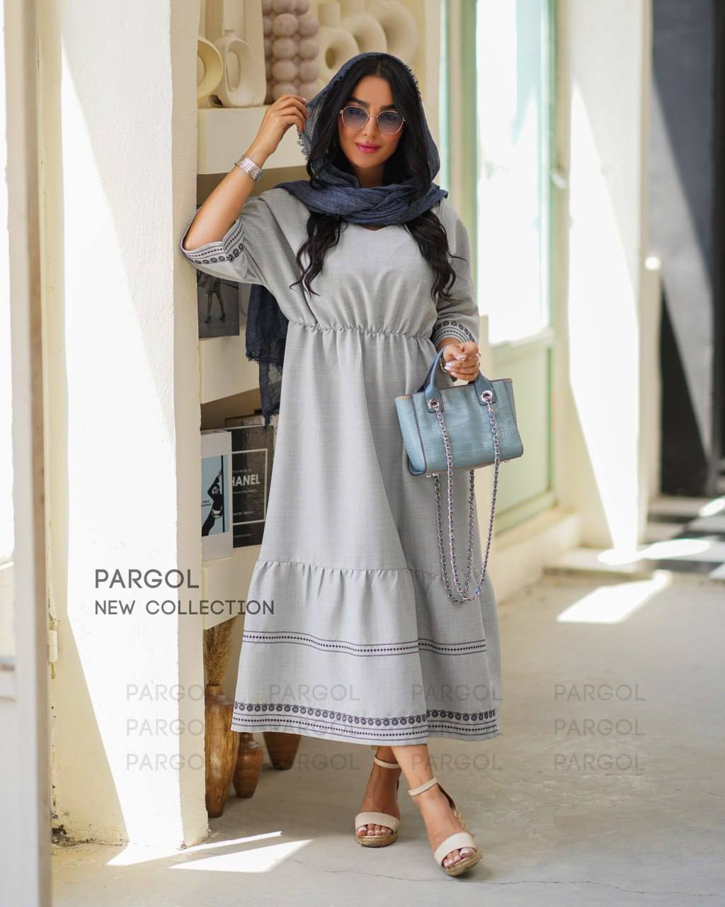 آبی روشن 1