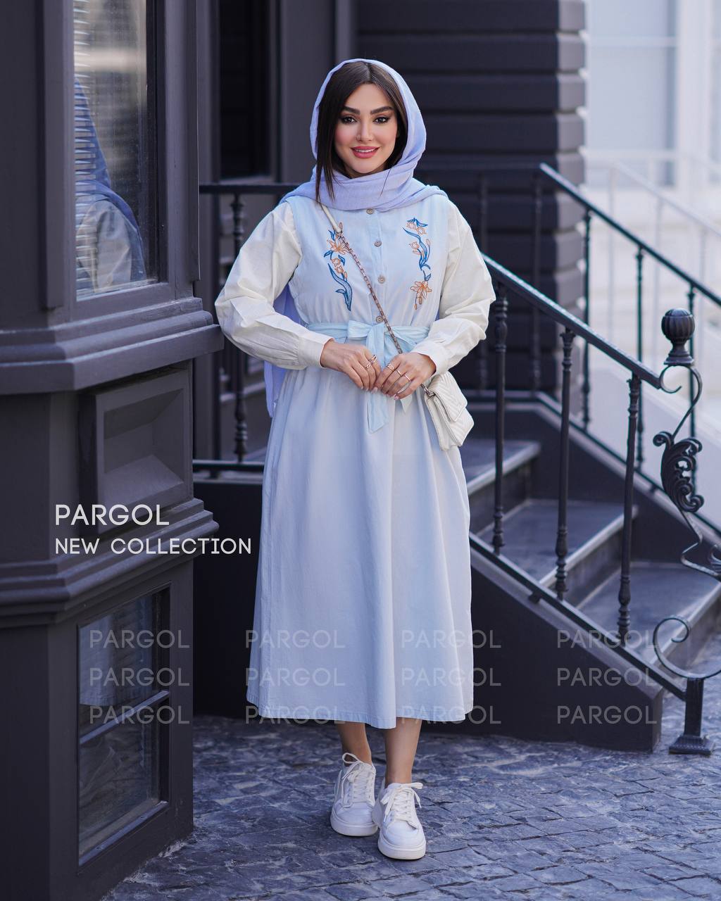 آبی روشن 1
